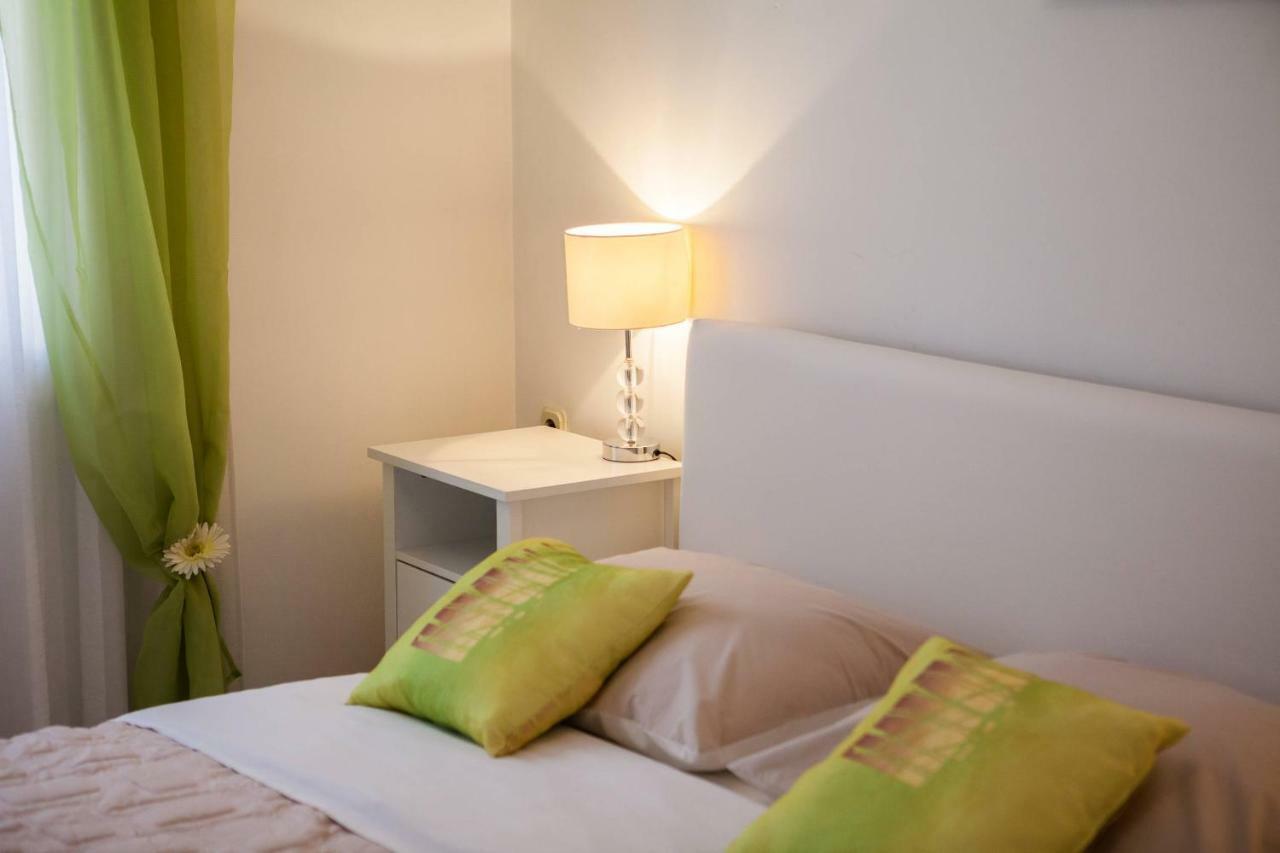 Apartment Dragica Спліт Екстер'єр фото